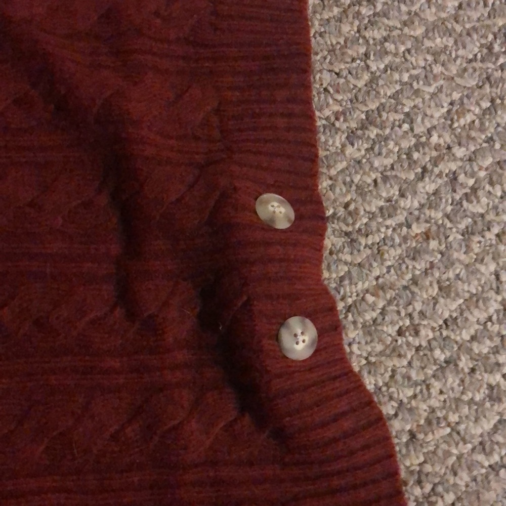 red pullover sweater! - Picture 2 of 5